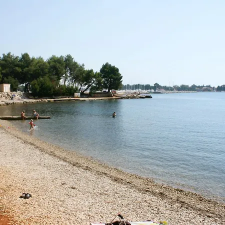 And With A Swimming Pool Novigrad - 6951 Maison d'hôtes 3*