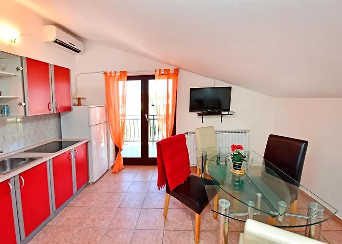 And With A Swimming Pool Novigrad - 6951 3*