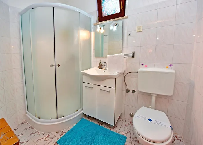 And With A Swimming Pool Novigrad - 6951 Konukevi Novigrad Istria